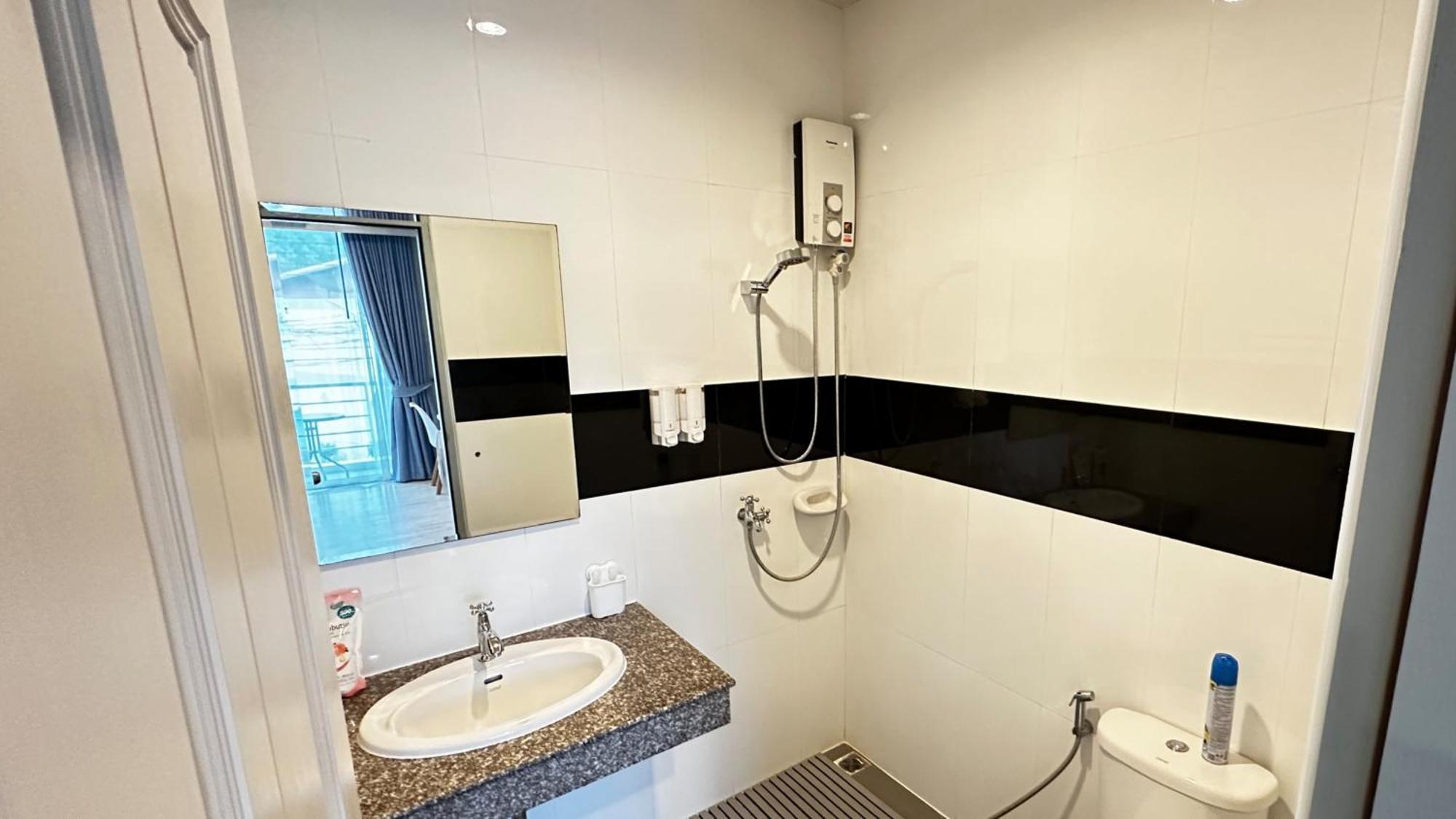 Auriflex House Bed & Breakfast Krabi town Dış mekan fotoğraf